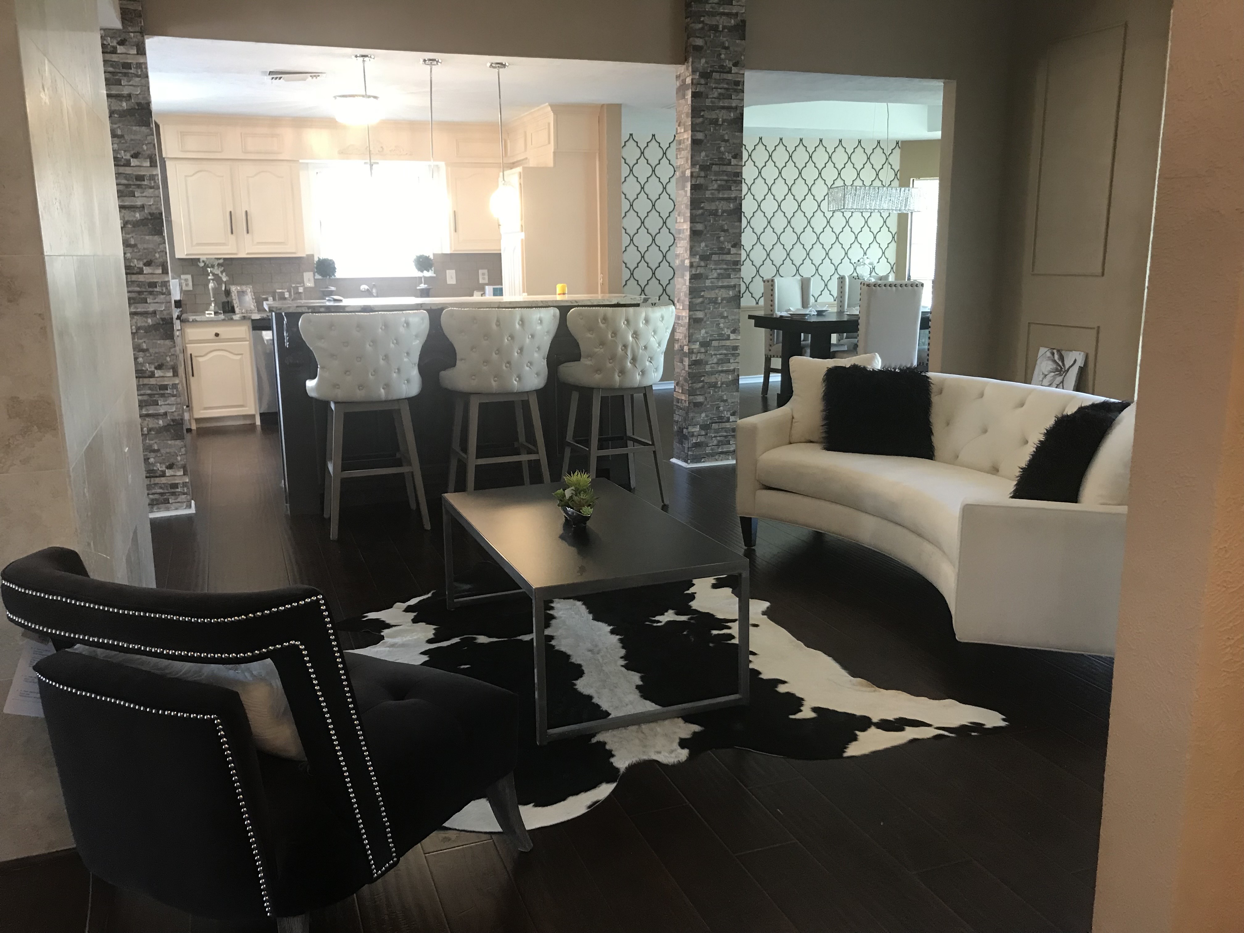 Living room remodel — after